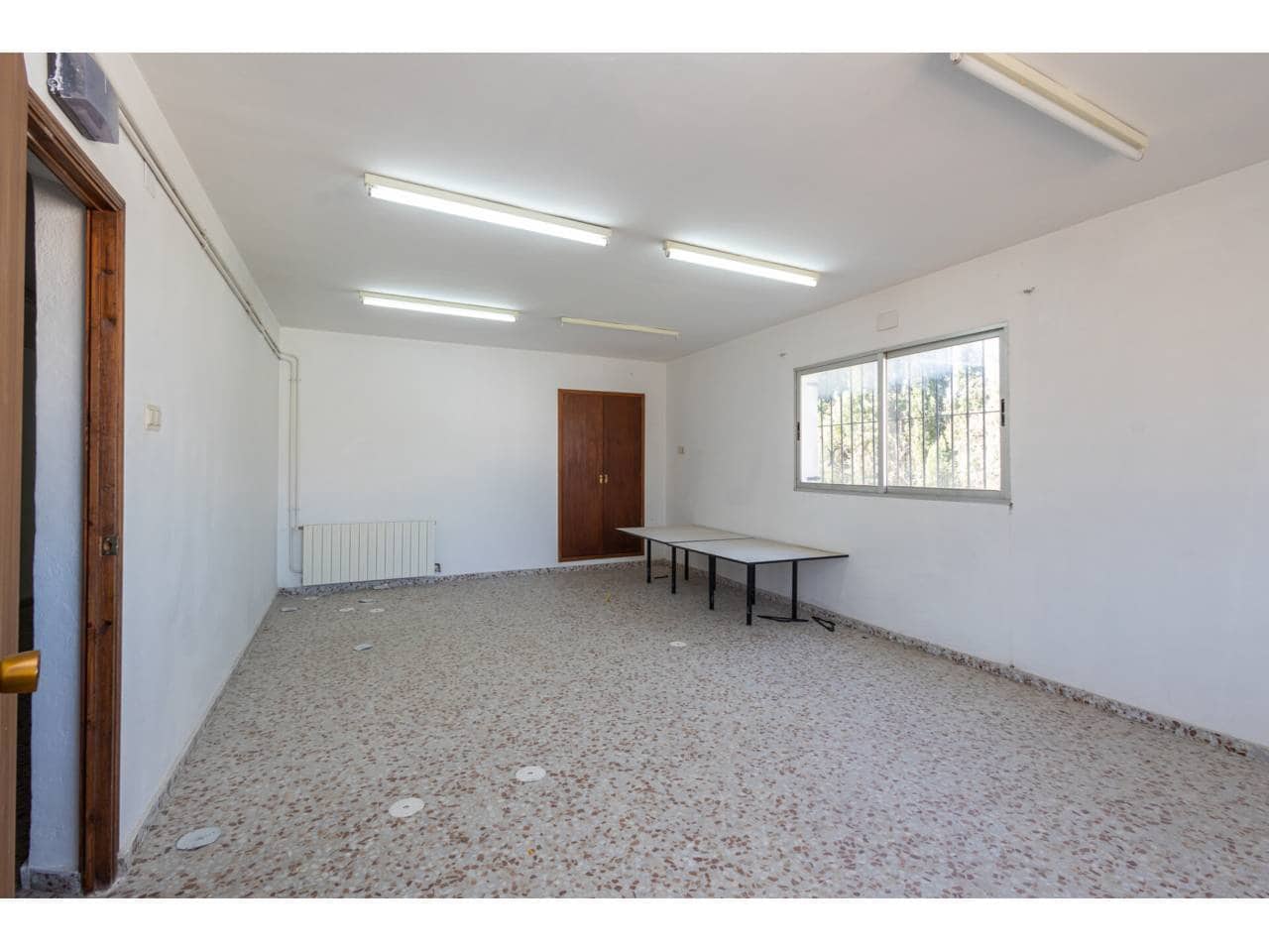 6 quarto Moradia para venda em Manises com garagem - 370 000 € (Ref: 9671059)