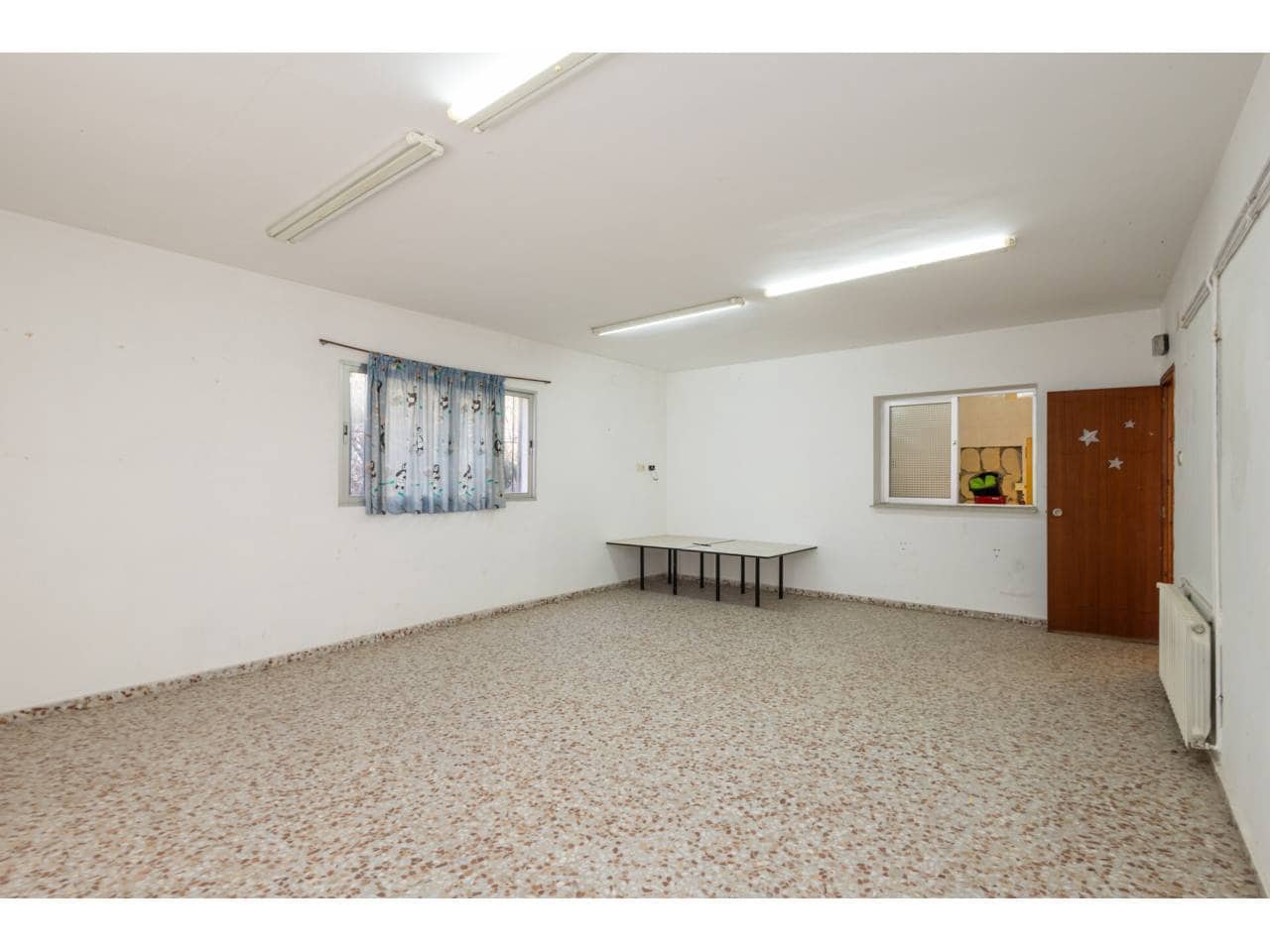 6 quarto Moradia para venda em Manises com garagem - 370 000 € (Ref: 9671059)