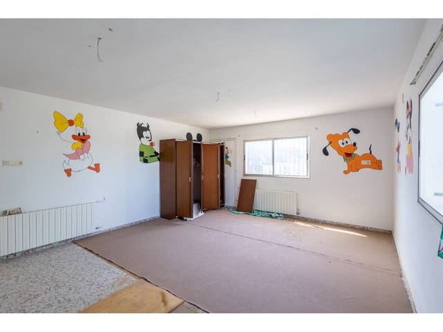 6 quarto Moradia para venda em Manises com garagem - 370 000 € (Ref: 9671059)