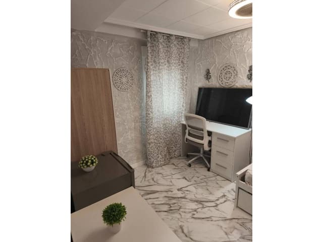 5 Zimmer Wohnung zu verkaufen in Xirivella - 227.000 € (Ref: 9719379)