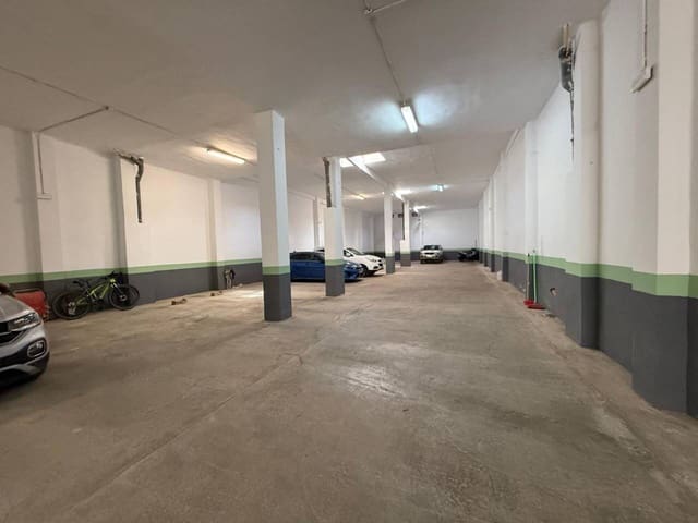 Erhverv til salg i La torre, Valencia by - € 250.000 (Ref: 9721010)