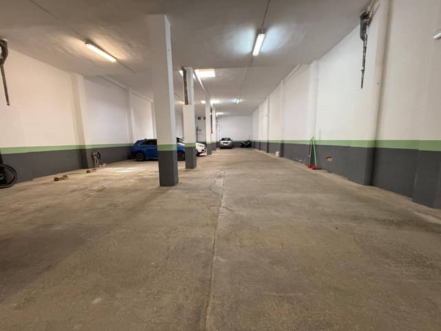 Erhverv til salg i La torre, Valencia by - € 250.000 (Ref: 9721010)