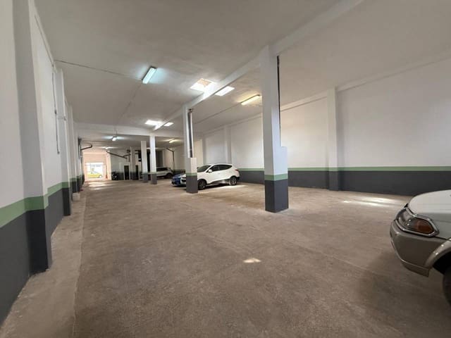 Erhverv til salg i La torre, Valencia by - € 250.000 (Ref: 9721010)