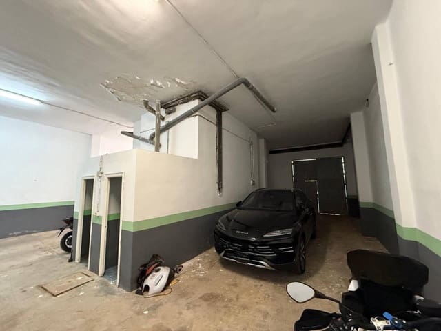 Erhverv til salg i La torre, Valencia by - € 250.000 (Ref: 9721010)