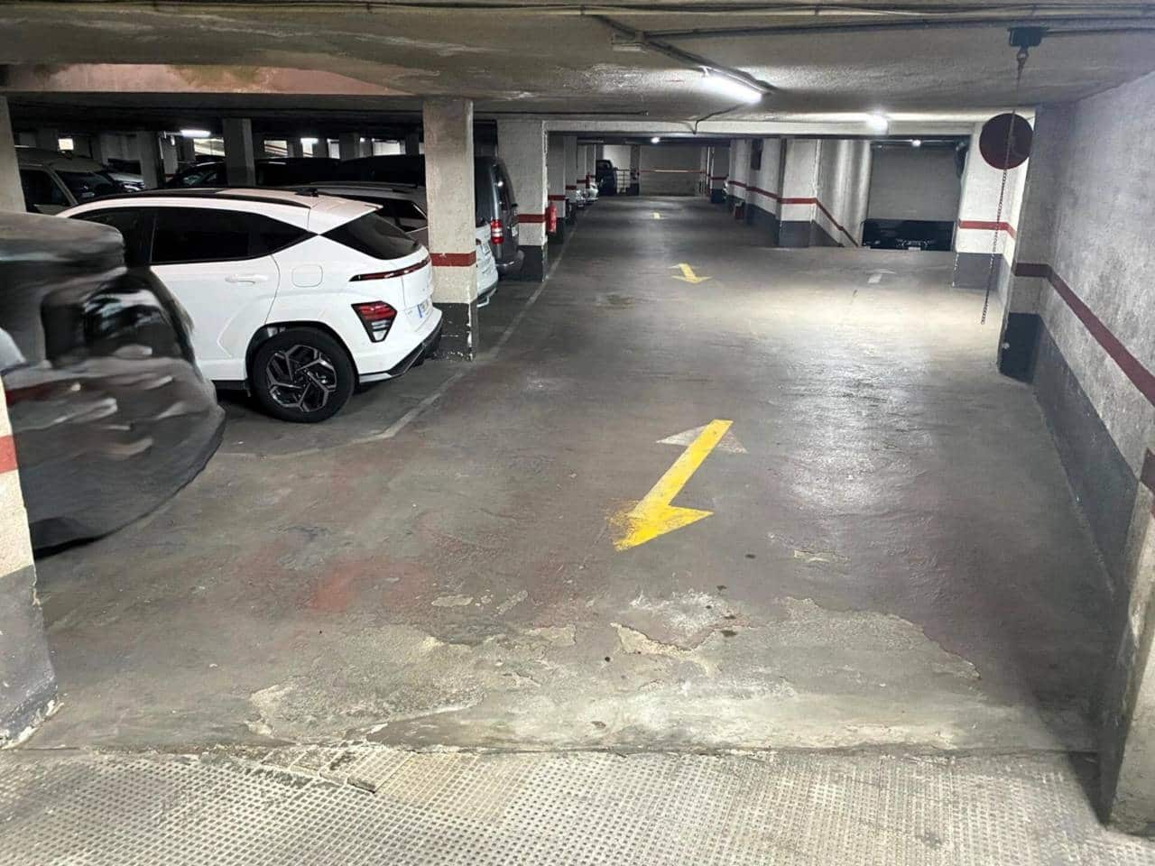 Garage for sale in Valencia city - € 37,000 (Ref: 9721011)