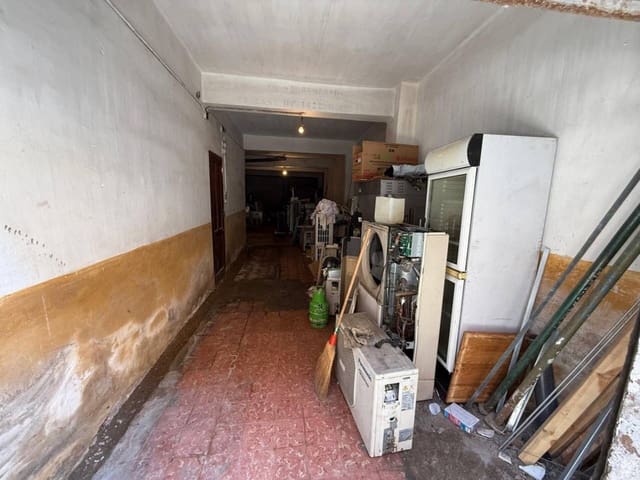 Commercial for sale in Valencia city - € 99,000 (Ref: 9725022)