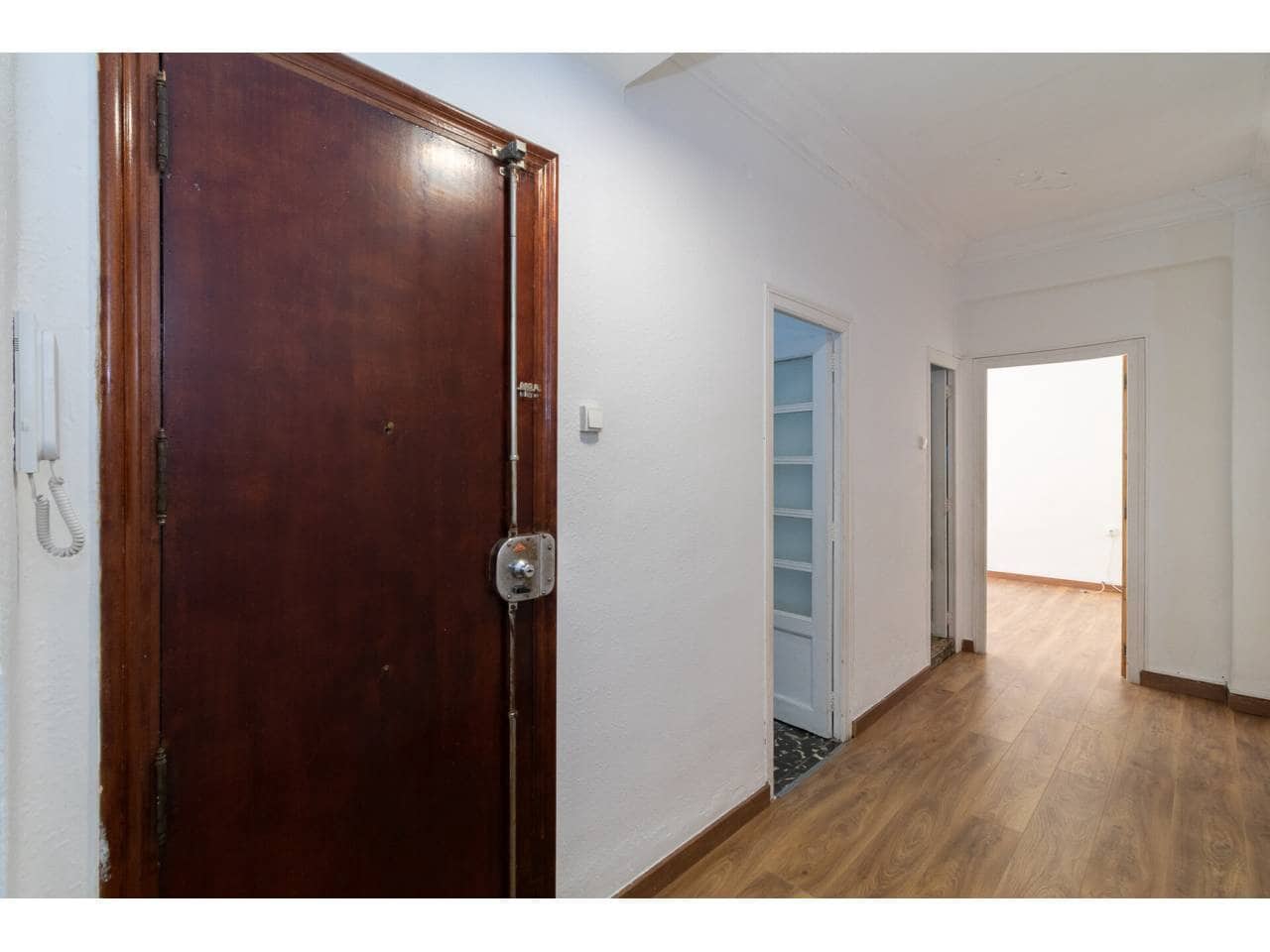 4 sypialnia Mieszkanie na sprzedaż w Miasto Walencja - 275 000 € (Ref: 9734217)