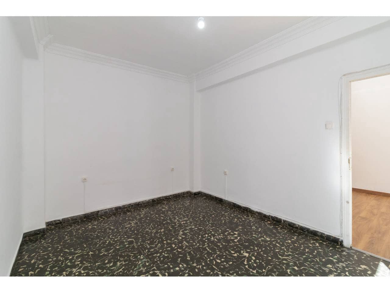 4 sypialnia Mieszkanie na sprzedaż w Miasto Walencja - 275 000 € (Ref: 9734217)