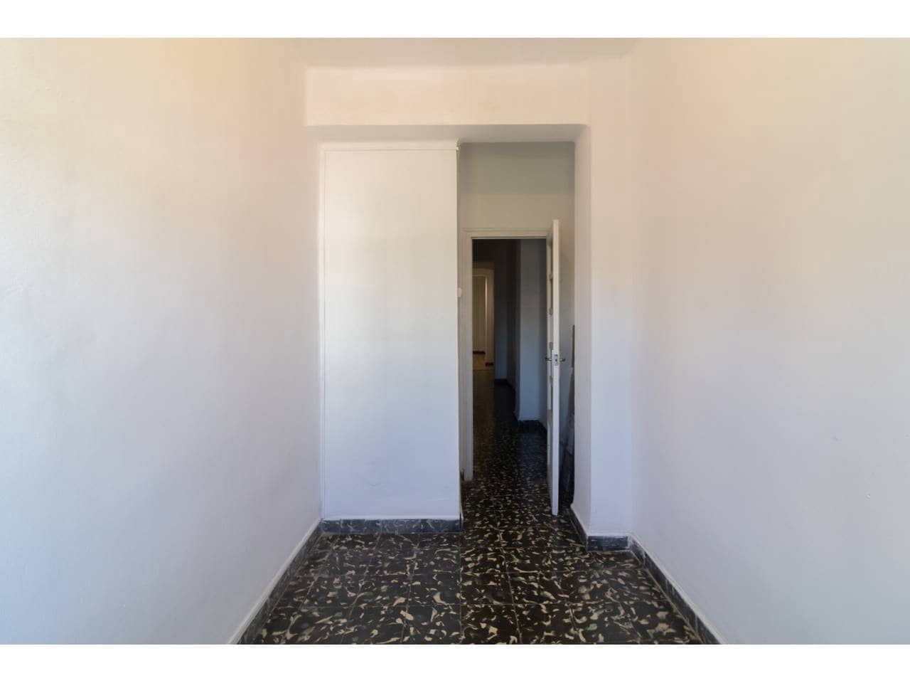 4 sypialnia Mieszkanie na sprzedaż w Miasto Walencja - 275 000 € (Ref: 9734217)