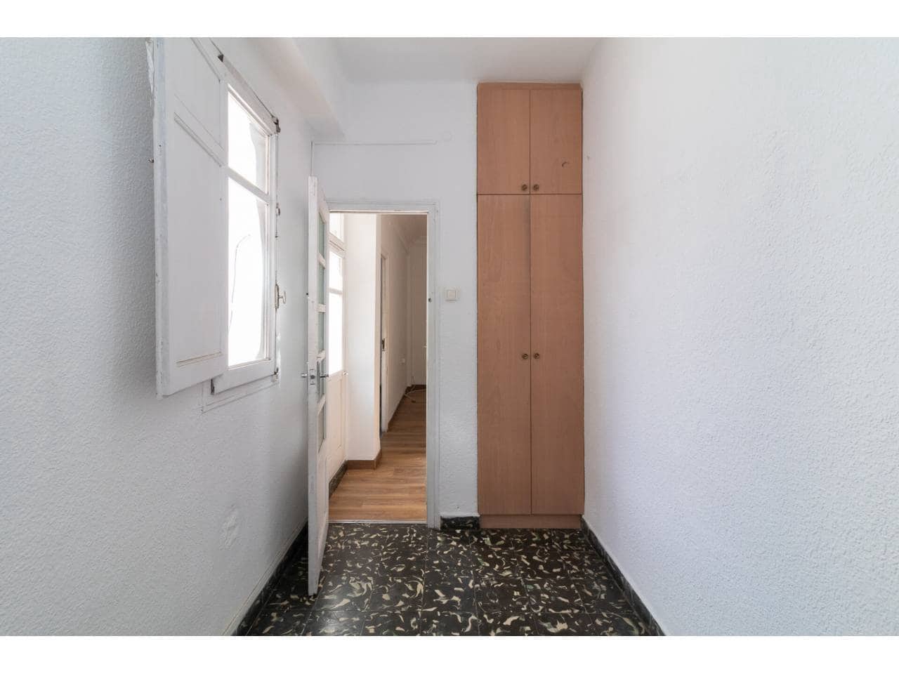 4 sypialnia Mieszkanie na sprzedaż w Miasto Walencja - 275 000 € (Ref: 9734217)