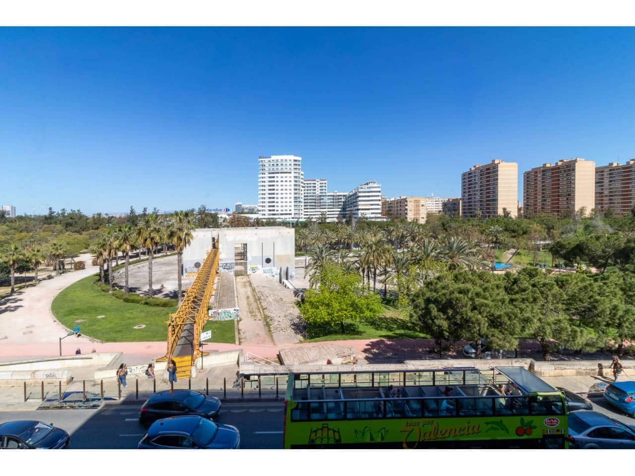 4 sypialnia Mieszkanie na sprzedaż w Miasto Walencja - 275 000 € (Ref: 9734217)