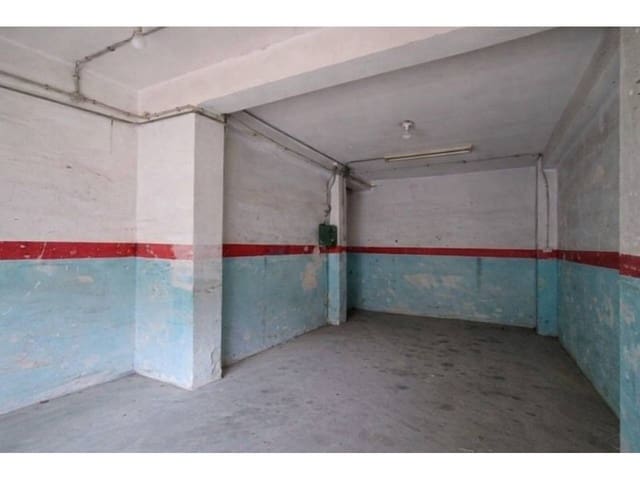 Commerciale in vendita in Torrent - 78.000 € (Rif: 9758272)