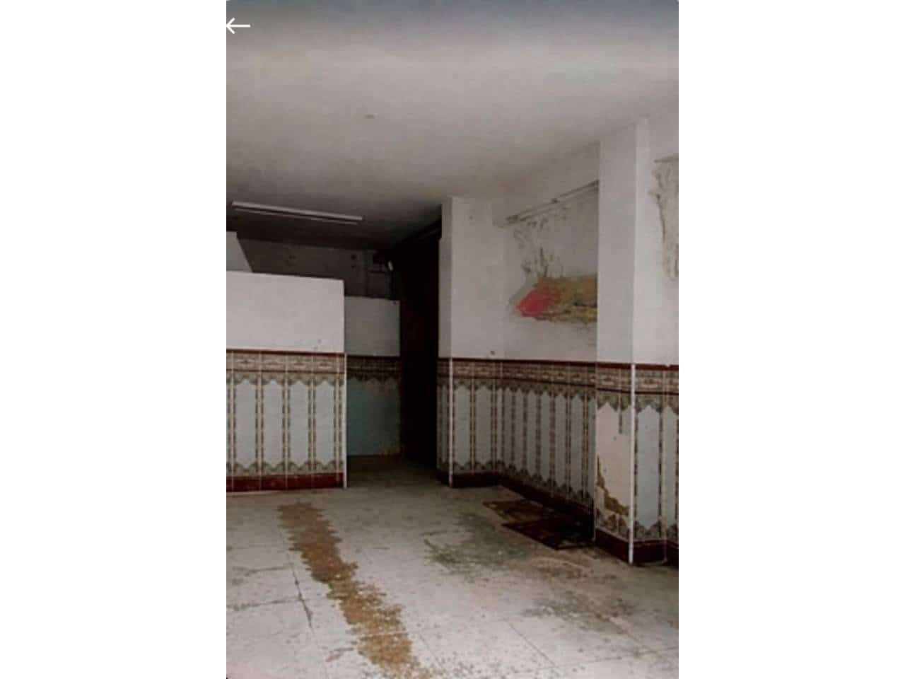 Local Comercial en Torrent en venta - 174.000 € (Ref: 9758274)