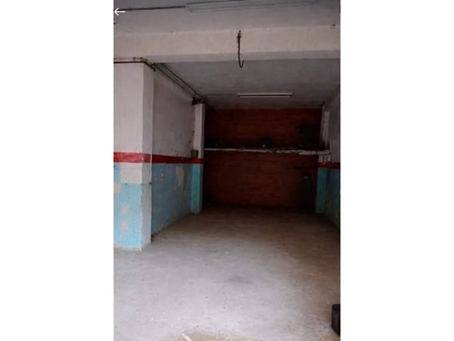 Local Comercial en Torrent en venta - 174.000 € (Ref: 9758274)