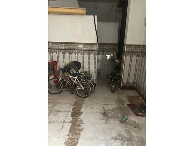 Local Comercial en Torrent en venta - 174.000 € (Ref: 9758274)