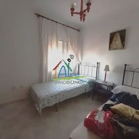 3 bedroom Villa for sale in Almonte with pool garage - € 310,000 (Ref: 9784151)