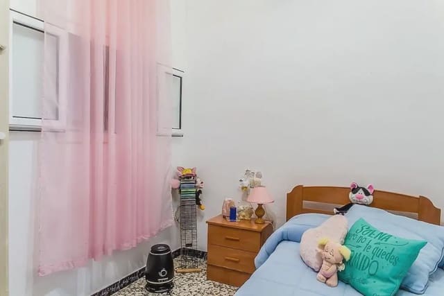 5 soverom Hus til salgs i Almonte - € 215 000 (Ref: 9784152)