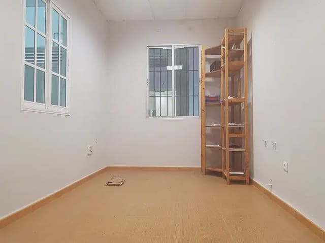 3 soveværelse Byhus til salg i Almonte med garage - € 175.000 (Ref: 9784154)