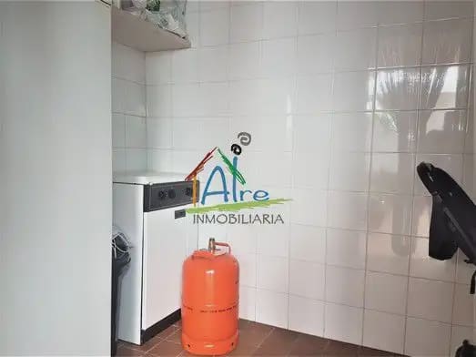 4 soveværelse Byhus til salg i Almonte med garage - € 300.000 (Ref: 9784155)