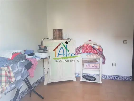 4 soveværelse Byhus til salg i Almonte med garage - € 300.000 (Ref: 9784155)