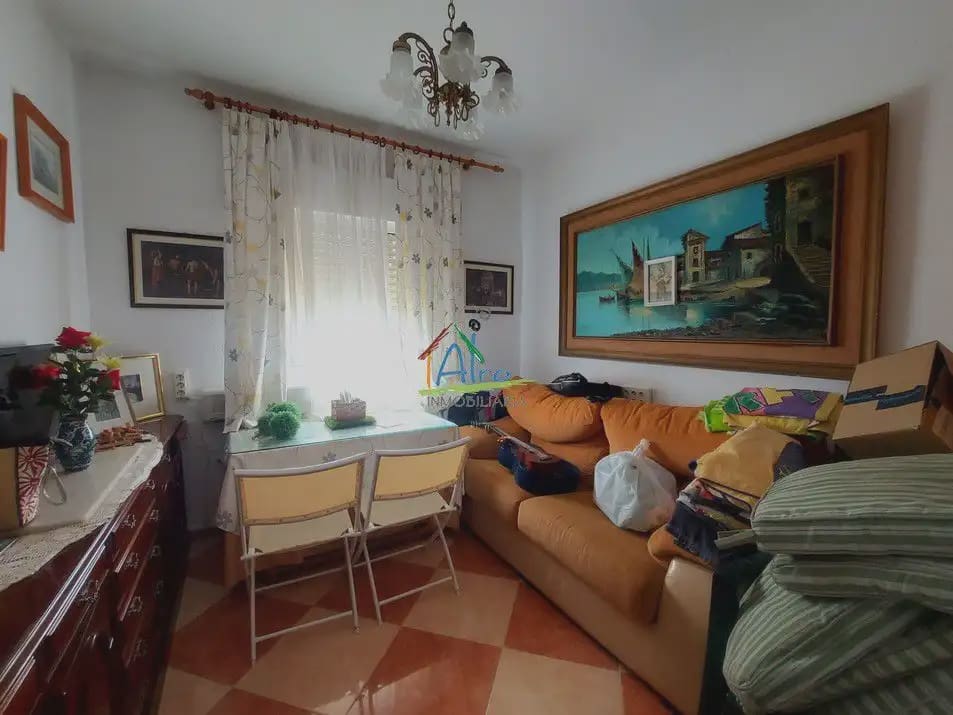 7 bedroom Villa for sale in Almonte with pool garage - € 380,000 (Ref: 9784157)