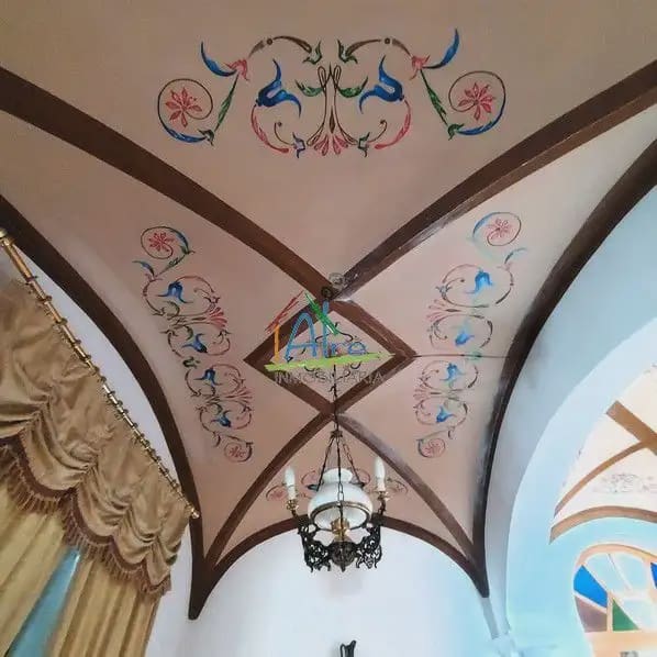 6 bedroom Townhouse for sale in Cala with garage - € 500,000 (Ref: 9784158)