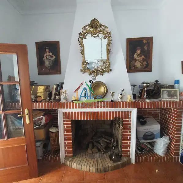 6 bedroom Townhouse for sale in Cala with garage - € 500,000 (Ref: 9784158)