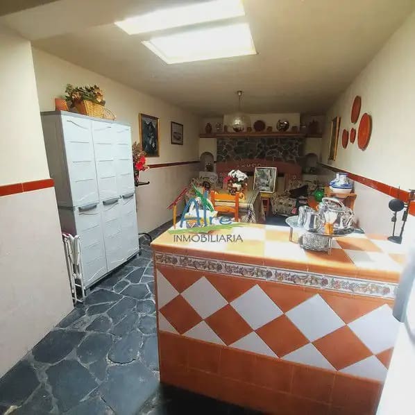 6 bedroom Townhouse for sale in Cala with garage - € 500,000 (Ref: 9784158)