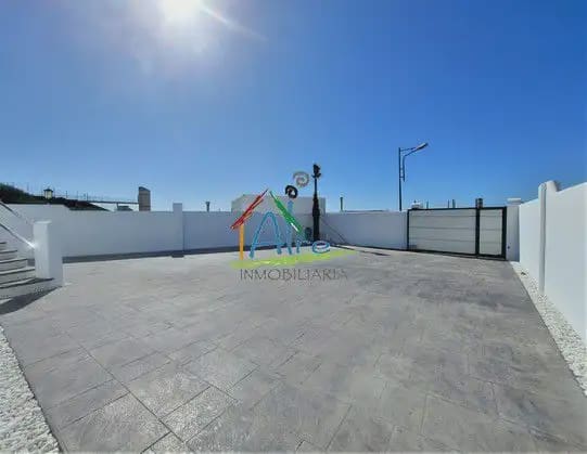 3 bedroom Townhouse for sale in Matalascanas with garage - € 645,000 (Ref: 9784160)