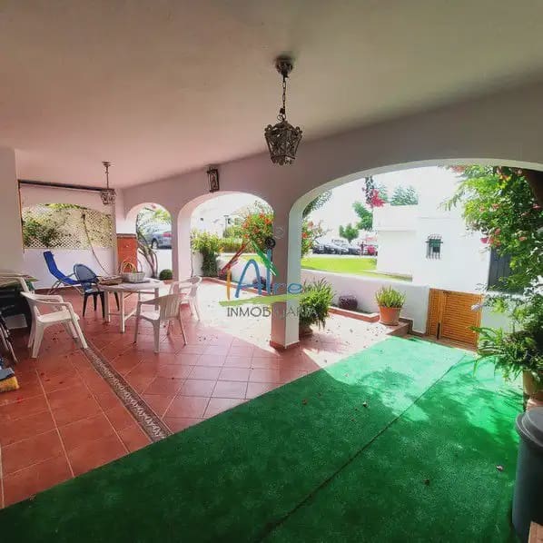 5 bedroom Townhouse for sale in Almonte with garage - € 350,000 (Ref: 9784162)