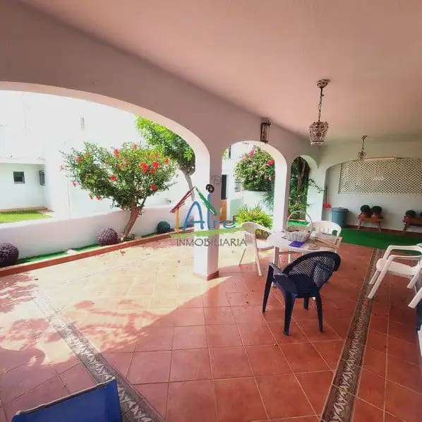 5 bedroom Townhouse for sale in Almonte with garage - € 350,000 (Ref: 9784162)