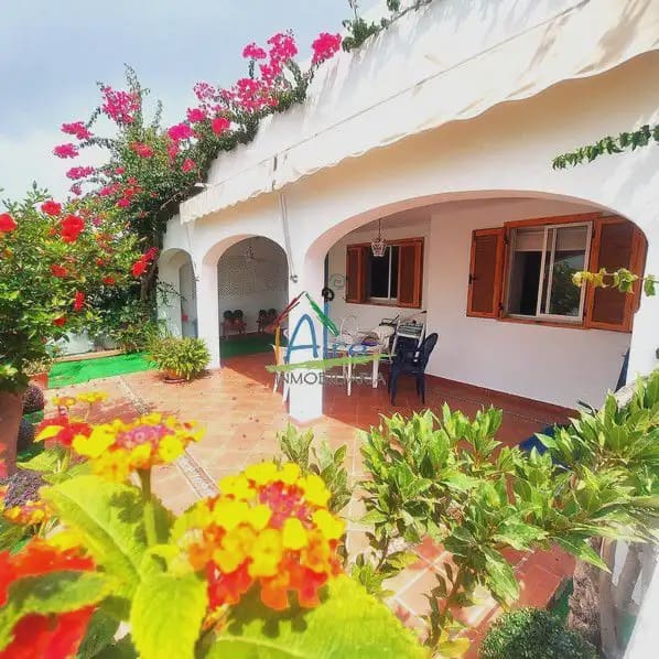 5 bedroom Townhouse for sale in Almonte with garage - € 350,000 (Ref: 9784162)