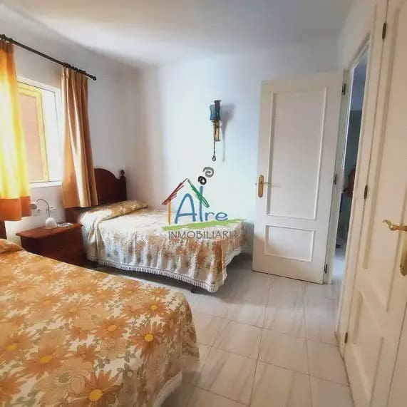 5 bedroom Townhouse for sale in Almonte with garage - € 350,000 (Ref: 9784162)