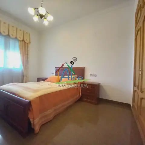 Casa de 5 habitaciones en Almonte en venta con garaje - 240.000 € (Ref: 9784163)