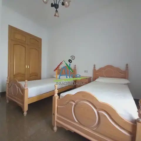 Casa de 5 habitaciones en Almonte en venta con garaje - 240.000 € (Ref: 9784163)