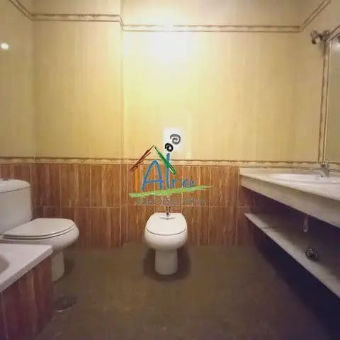 Casa de 5 habitaciones en Almonte en venta con garaje - 240.000 € (Ref: 9784163)