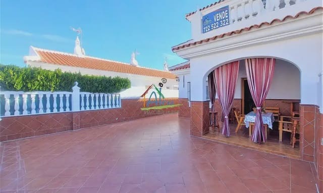 3 camera da letto Villetta Bifamiliare in vendita in Almonte con garage - 225.000 € (Rif: 9784164)