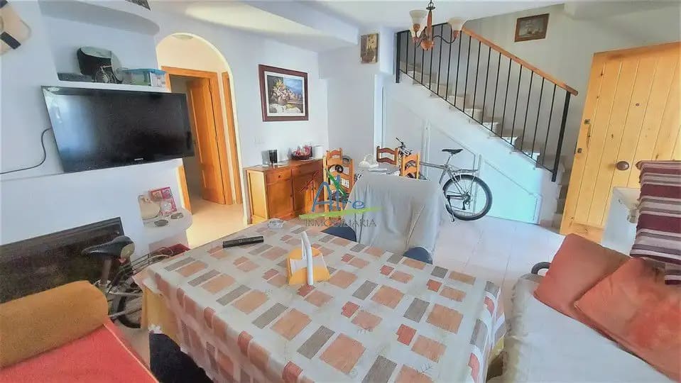 3 camera da letto Villetta Bifamiliare in vendita in Almonte con garage - 225.000 € (Rif: 9784164)