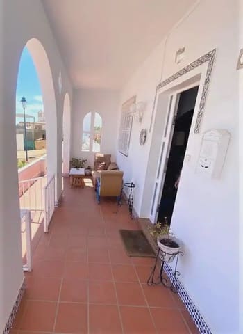 4 bedroom Villa for sale in La Antilla, Lepe - € 699,000 (Ref: 9784168)