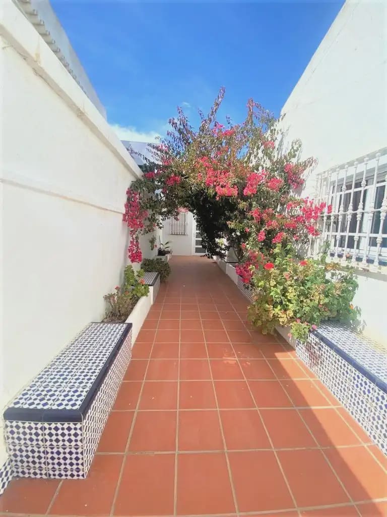 4 bedroom Villa for sale in La Antilla - € 699,000 (Ref: 9784168)
