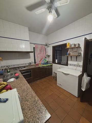 7 bedroom Townhouse for sale in El Rocío, Almonte - € 620,000 (Ref: 9784170)