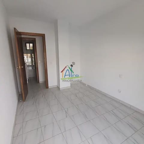 3 Zimmer Wohnung zu verkaufen in Almonte mit Pool - 220.000 € (Ref: 9784175)