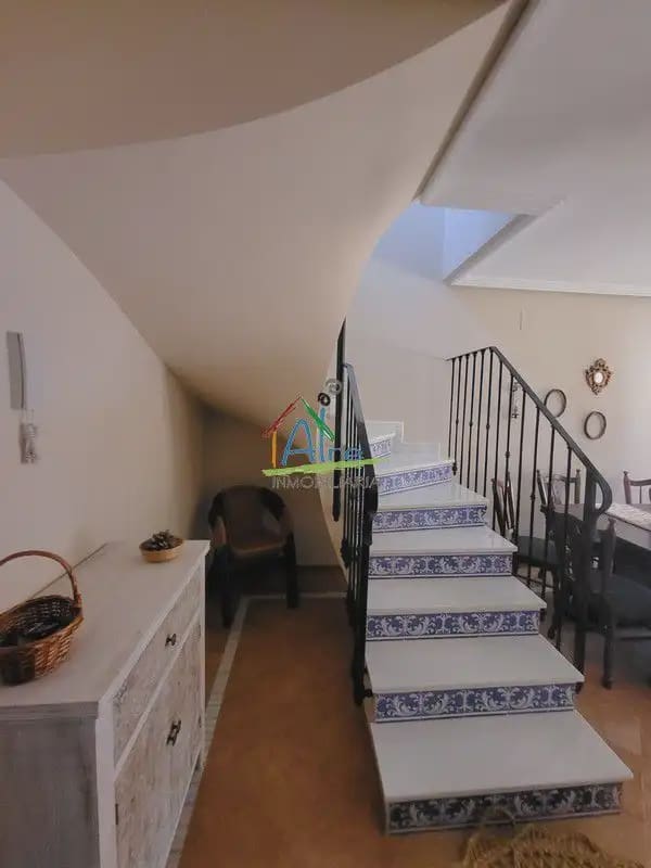 3 bedroom Villa for sale in Almonte with garage - € 330,000 (Ref: 9784178)