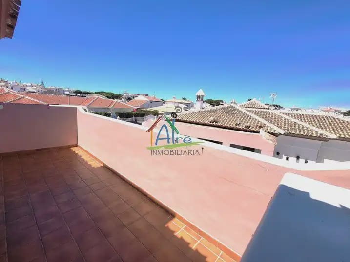 3 bedroom Villa for sale in Almonte with garage - € 330,000 (Ref: 9784178)