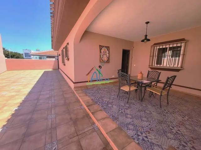 Chalet de 3 habitaciones en Almonte en venta con garaje - 330.000 € (Ref: 9784178)