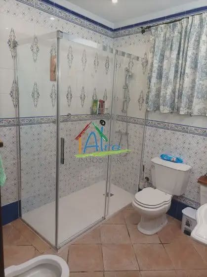 5 bedroom Villa for sale in Almonte with pool garage - € 396,000 (Ref: 9784183)