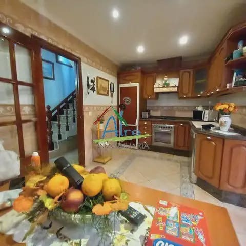 5 bedroom Villa for sale in Almonte with pool garage - € 396,000 (Ref: 9784183)