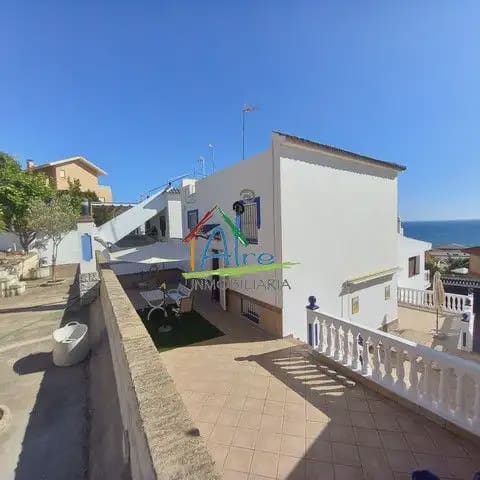 5 bedroom Villa for sale in Almonte with pool garage - € 396,000 (Ref: 9784183)