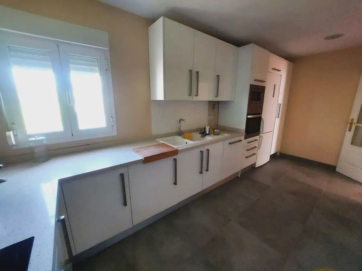 4 Zimmer Reihenhaus zu verkaufen in Almonte mit Garage - 450.000 € (Ref: 9784185)