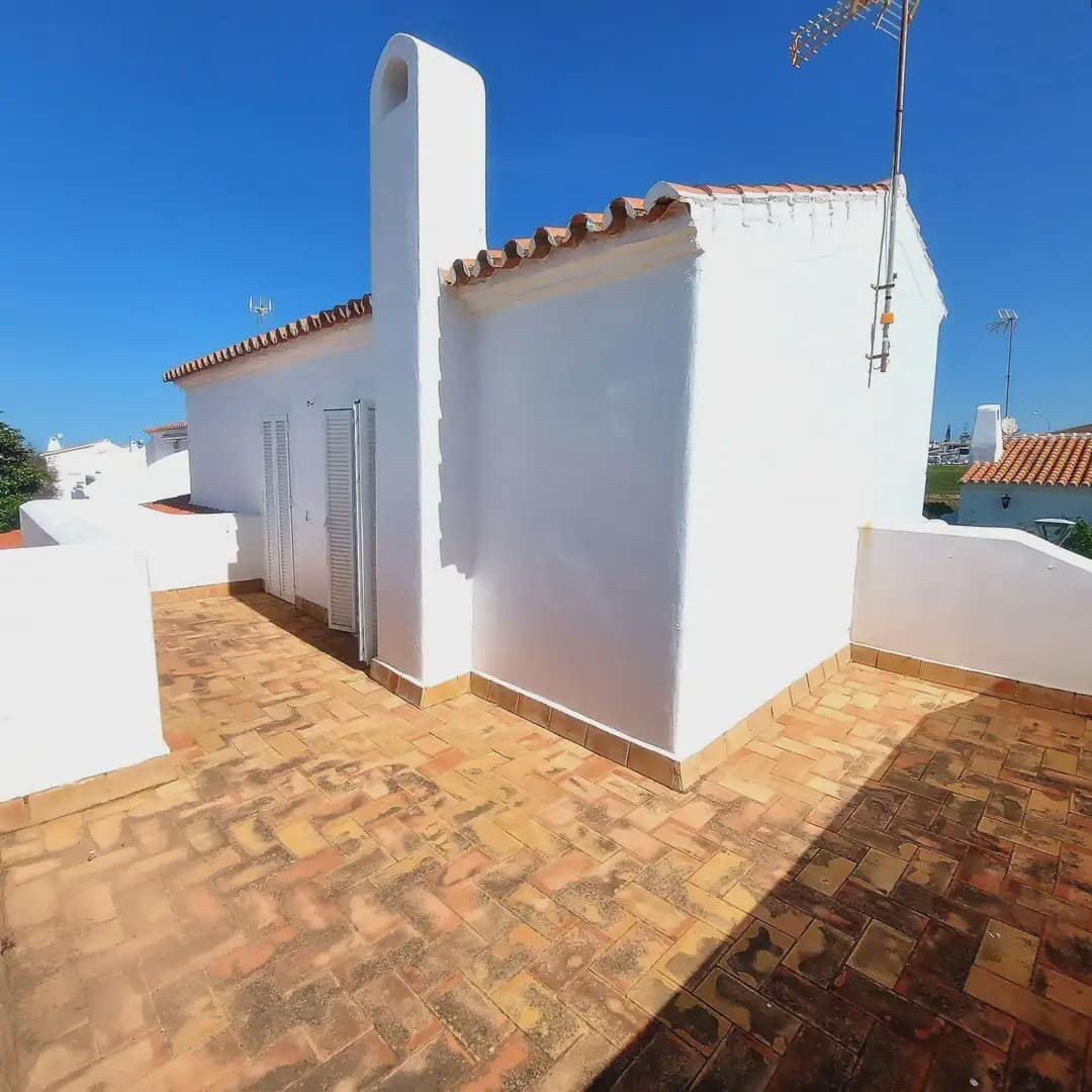 4 Zimmer Reihenhaus zu verkaufen in Almonte mit Garage - 450.000 € (Ref: 9784185)